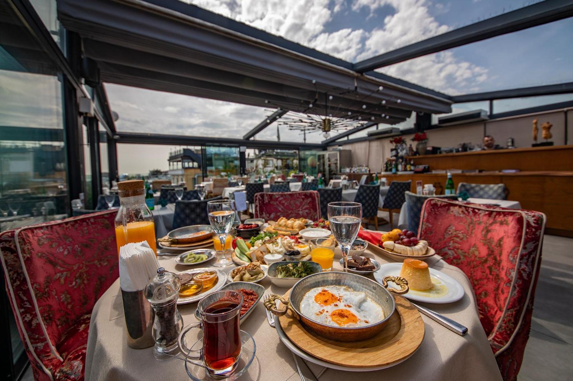 Tria Hotel Istanbul-Special Category Kültér fotó